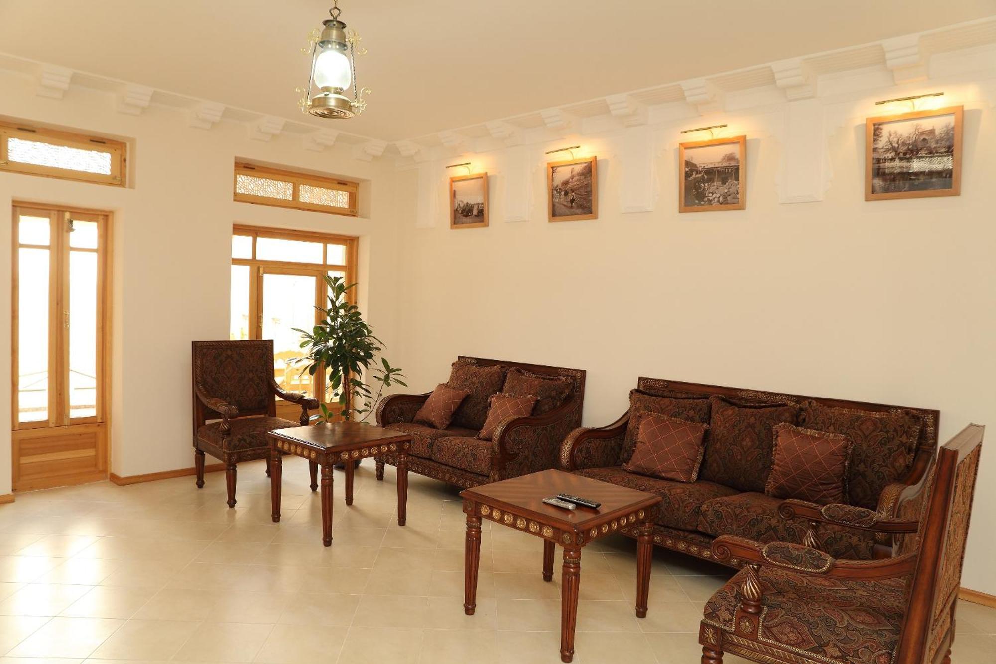 Hotel Asl Бухара Екстериор снимка